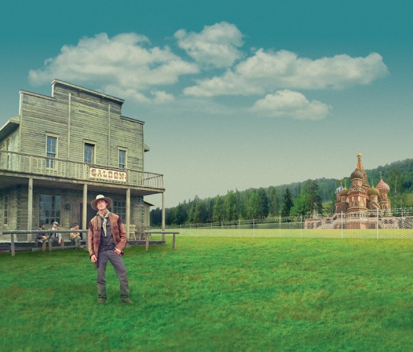 closed_city_by_ryan_olbrysh_WEB-900x768